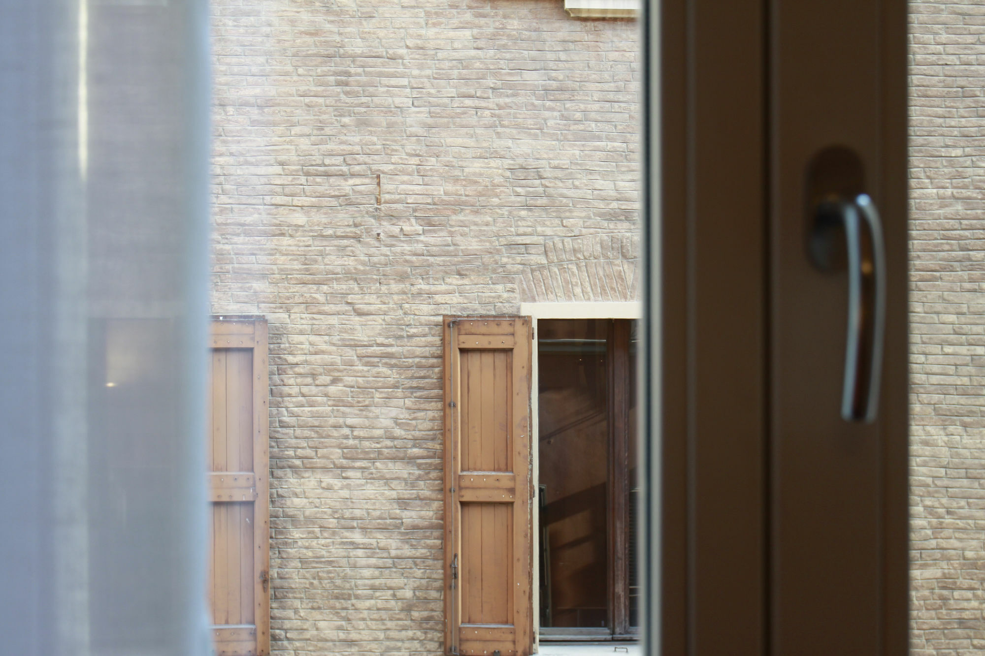 Casa Isolani Luxury Rooms Piazza Maggiore Болоня Екстериор снимка