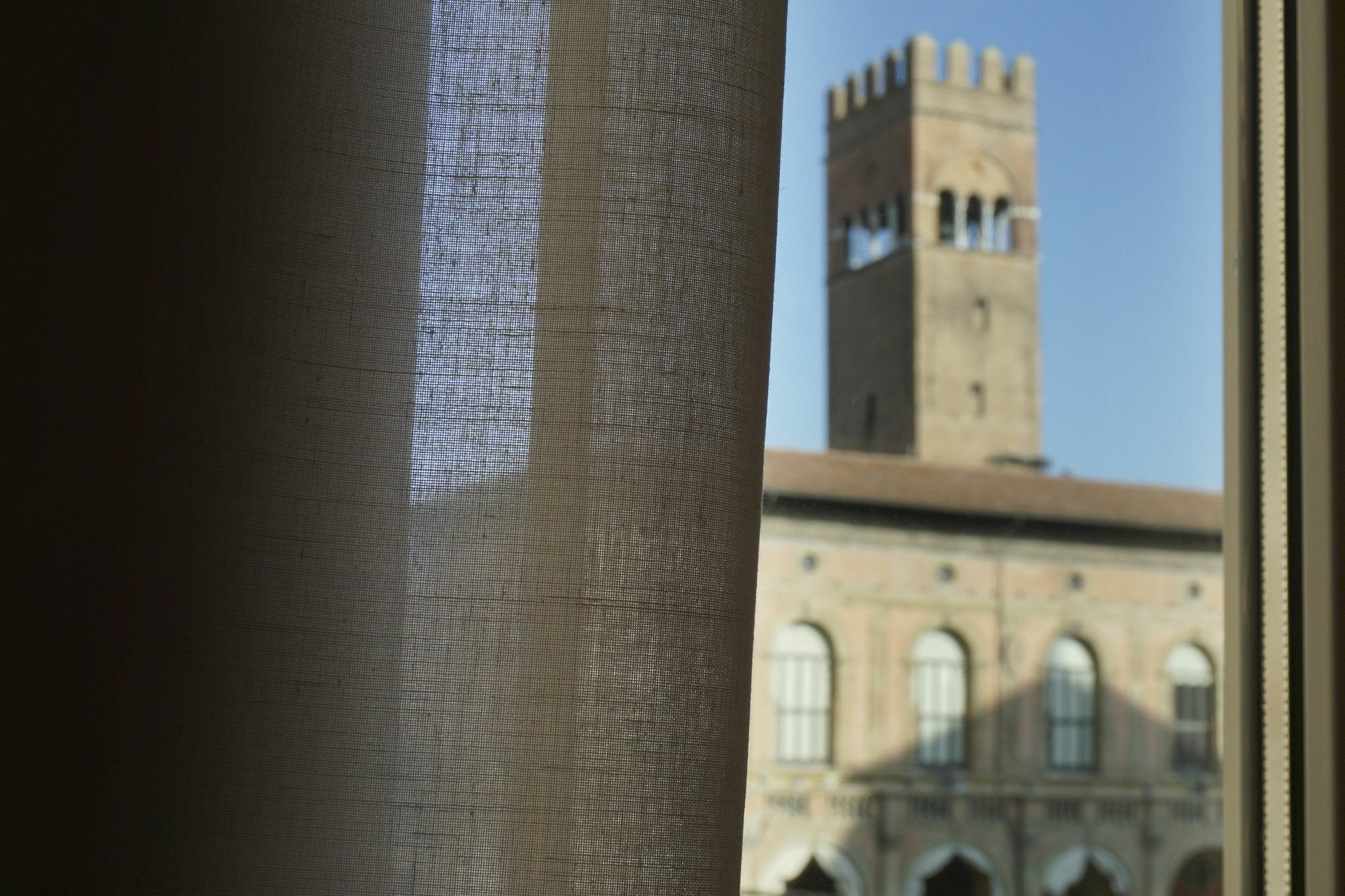Casa Isolani Luxury Rooms Piazza Maggiore Болоня Екстериор снимка